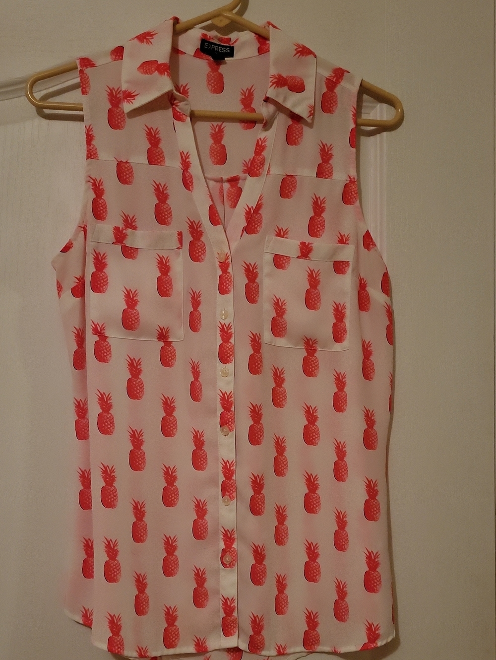 Two Express Small Tops - Picture 2 of 5